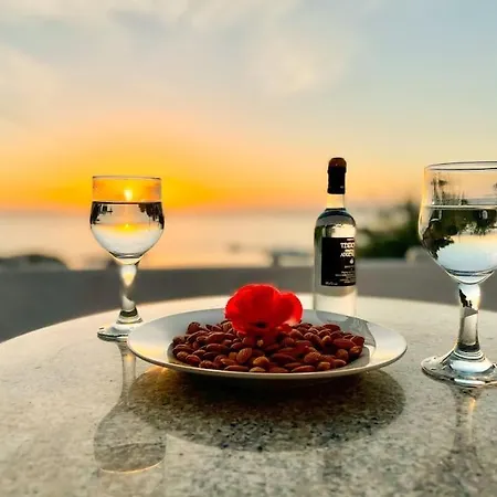 Garden Natasa, Panoramic Sunset Sea View Daire Mykonos Town